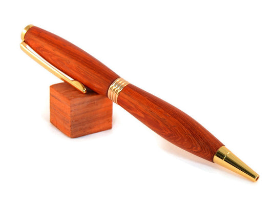 Handcrafted 7 Species Wood Pen – The Red Artisan & Company